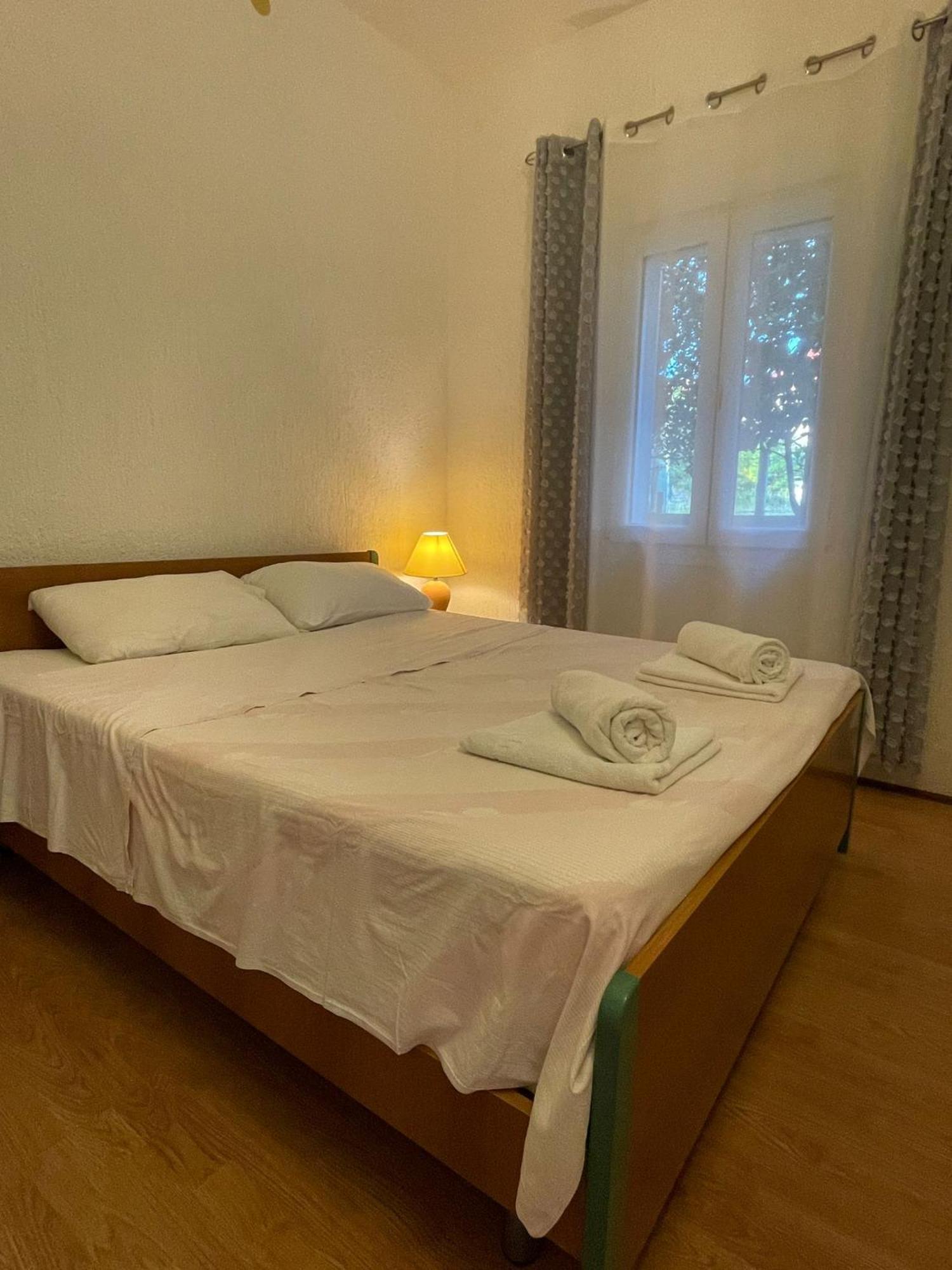 Peaceful Oaza Apartment Stara Novalja
